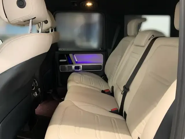 Mercedes-Benz G 500