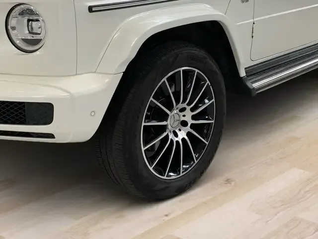 Mercedes-Benz G 500