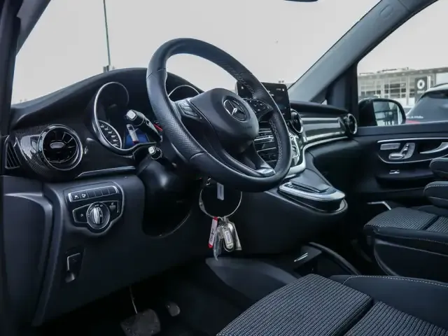 Mercedes-Benz EQV 300