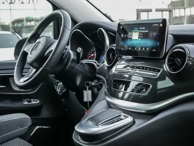 Mercedes-Benz EQV 300