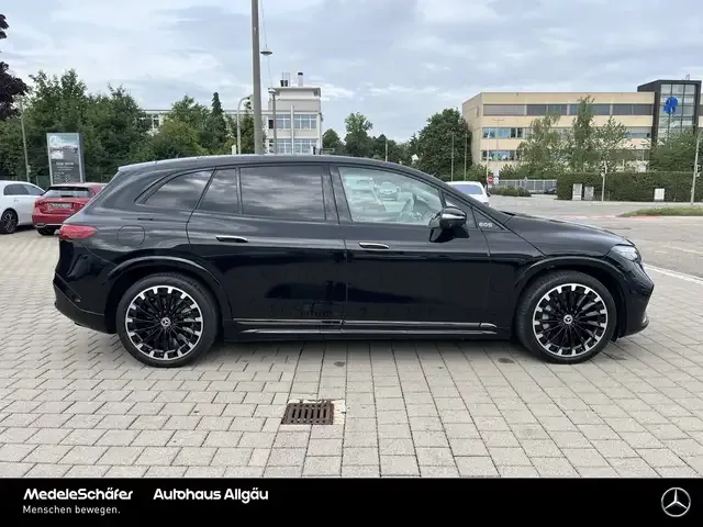 Mercedes-Benz EQS SUV
