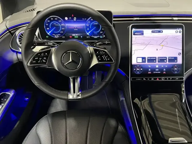 Mercedes-Benz EQE 300