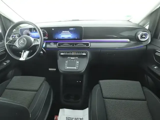 Mercedes-Benz V 250