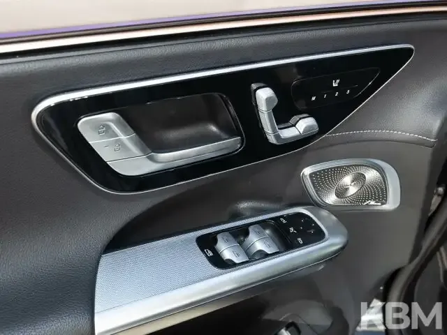 Mercedes-Benz EQE 350