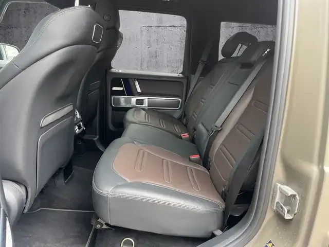 Mercedes-Benz G 400