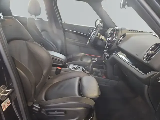 MINI Cooper SE Countryman