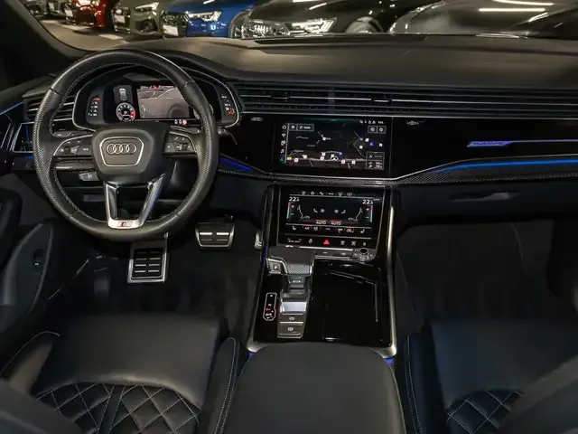 Audi SQ8