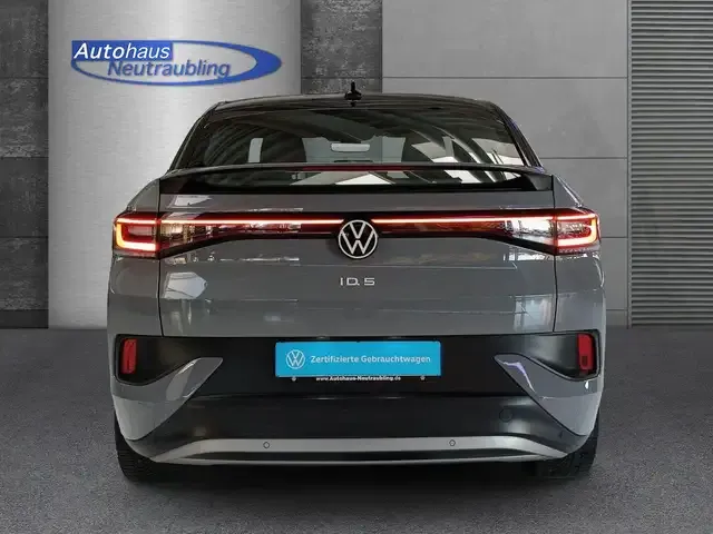 Volkswagen ID.5