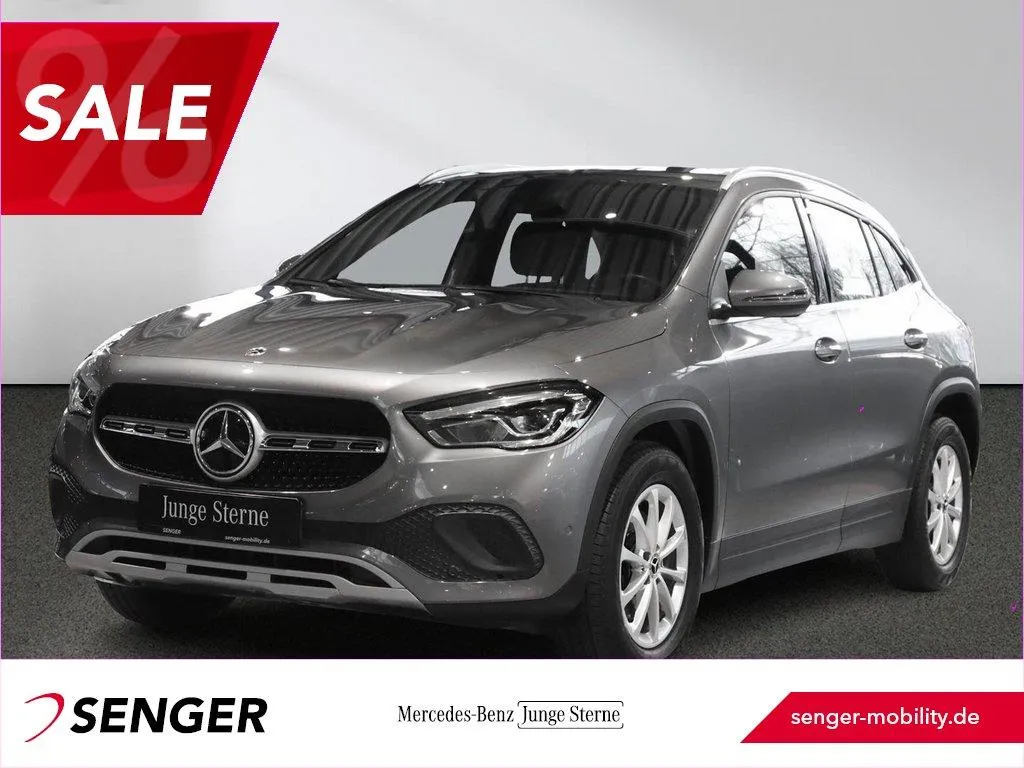 Mercedes-Benz GLA 200