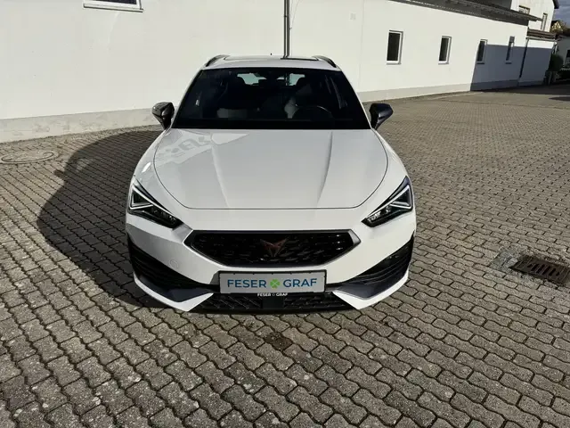 CUPRA Leon