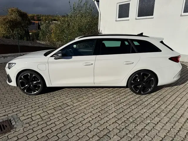 CUPRA Leon