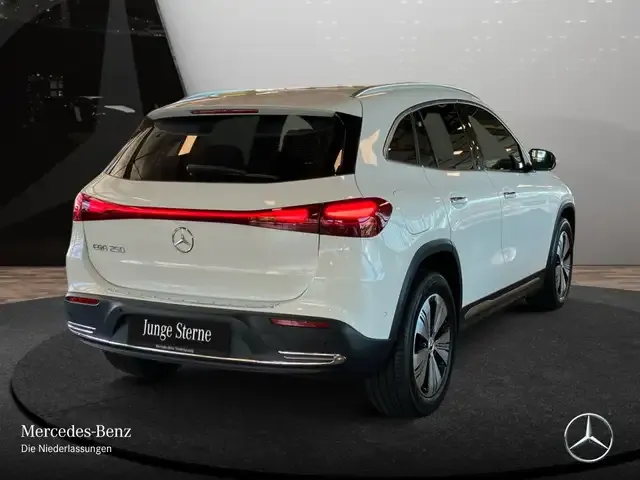 Mercedes-Benz EQA 250
