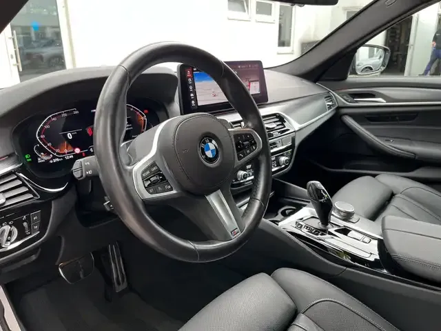 BMW 540