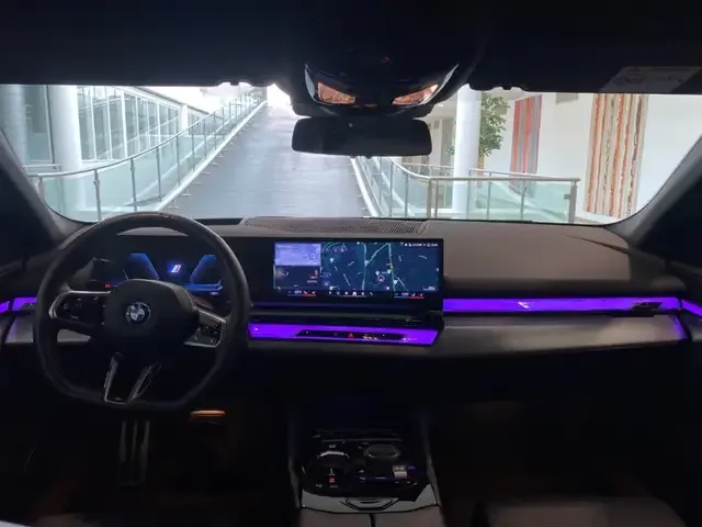 BMW i5