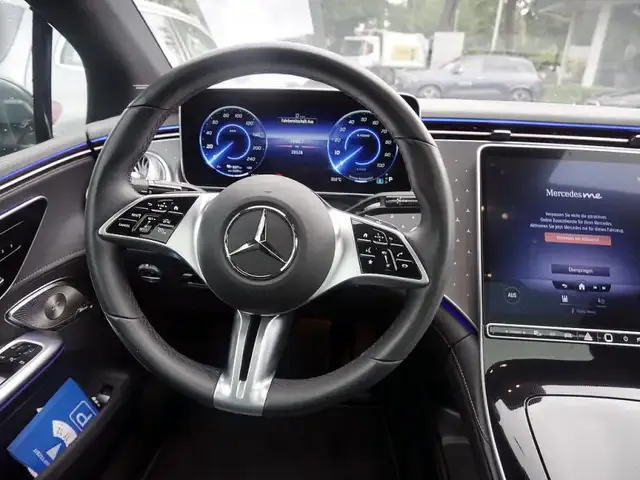Mercedes-Benz EQE 350