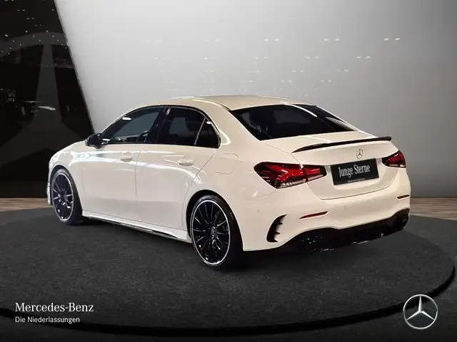 Mercedes-Benz A 35 AMG