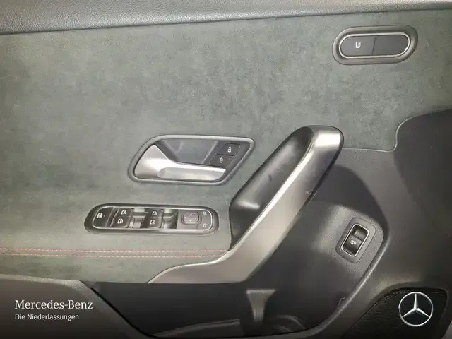 Mercedes-Benz A 35 AMG