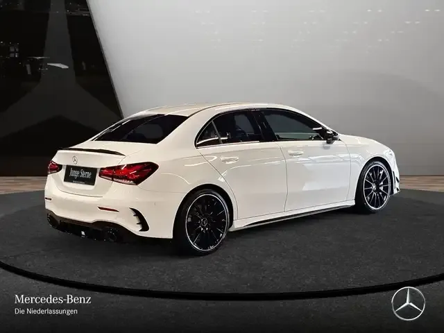 Mercedes-Benz A 35 AMG