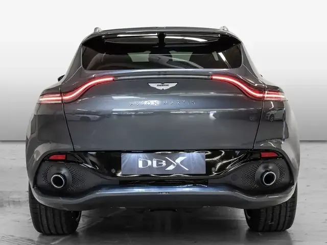 Aston Martin DBX