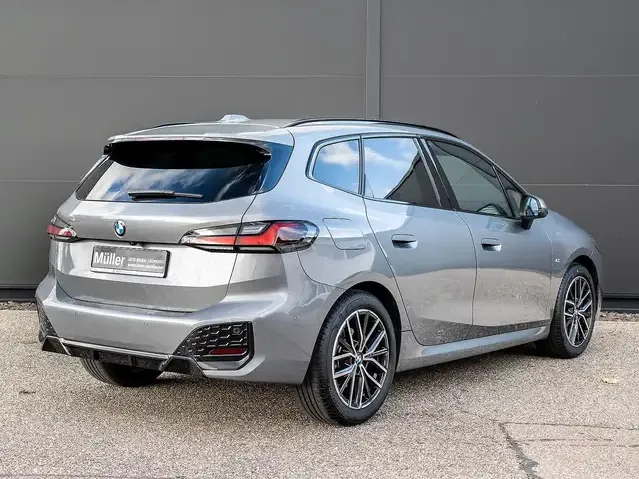 BMW 223