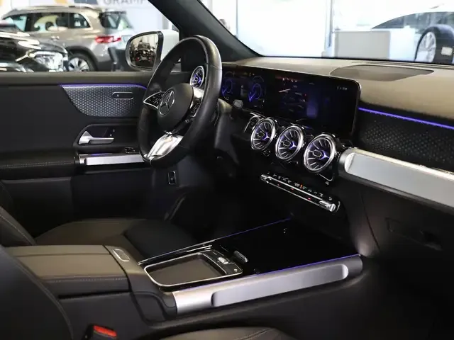 Mercedes-Benz EQB 300