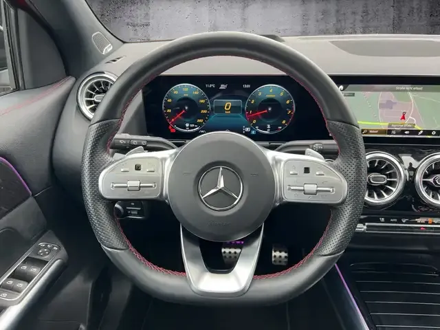 Mercedes-Benz GLA 250