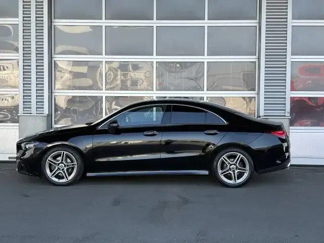 Mercedes-Benz CLA 180