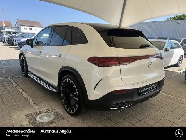 Mercedes-Benz EQE SUV