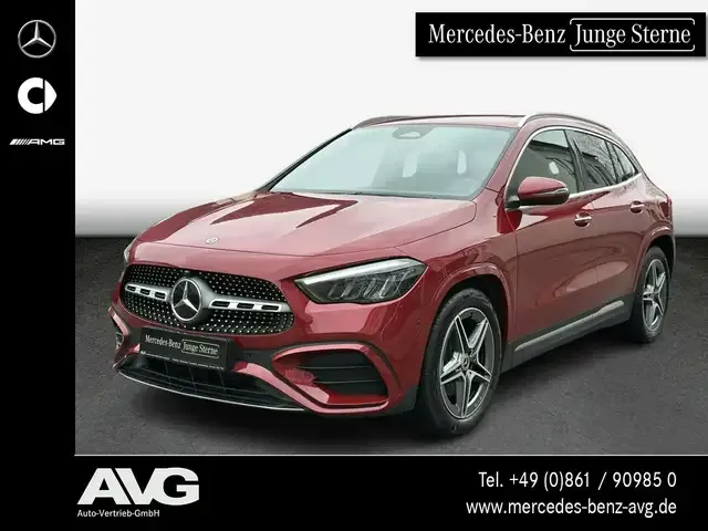 Mercedes-Benz GLA 220