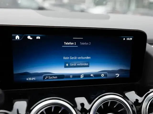 Mercedes-Benz GLA 220