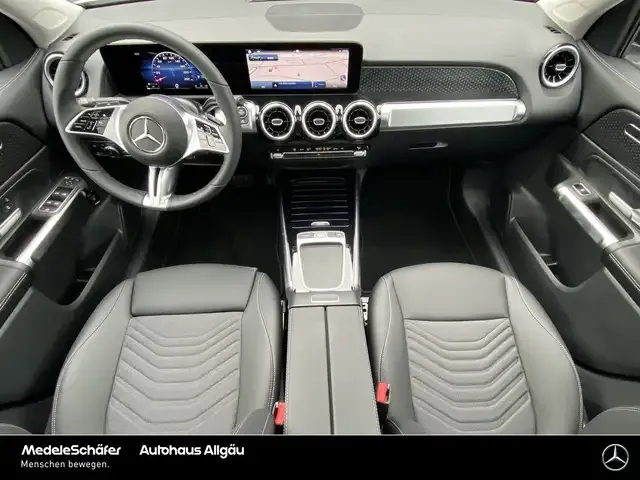 Mercedes-Benz GLB 180
