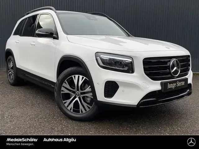 Mercedes-Benz GLB 180