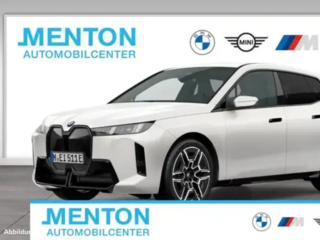 BMW iX