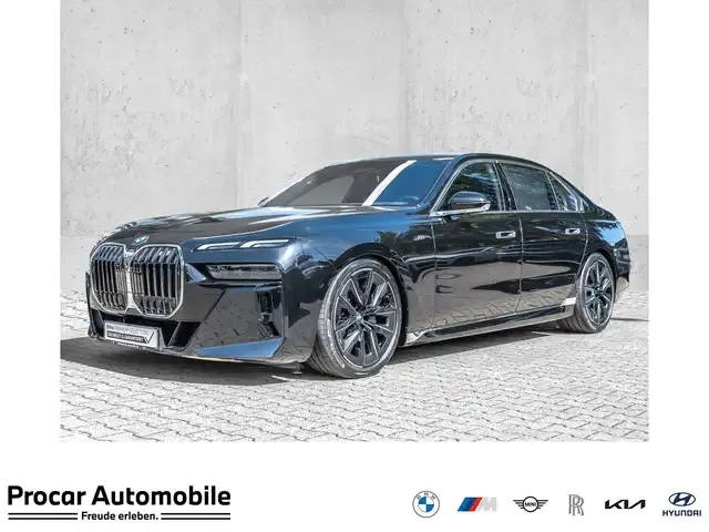 BMW 740