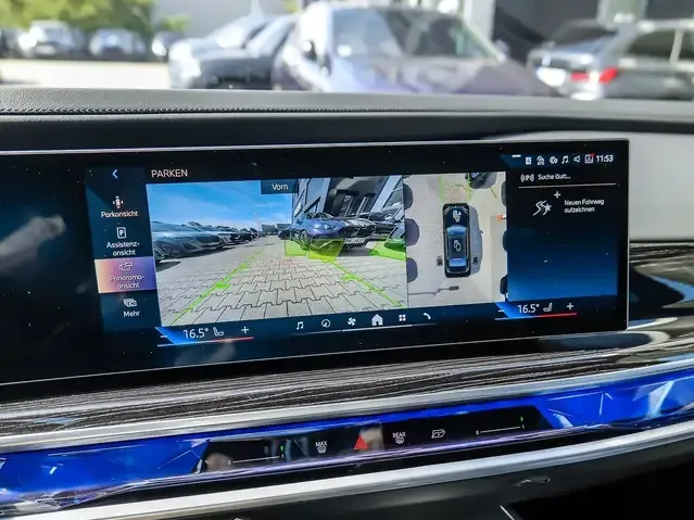 BMW 740