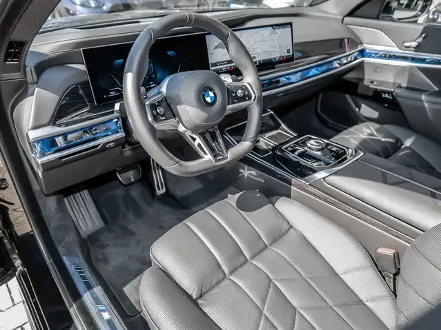 BMW 740