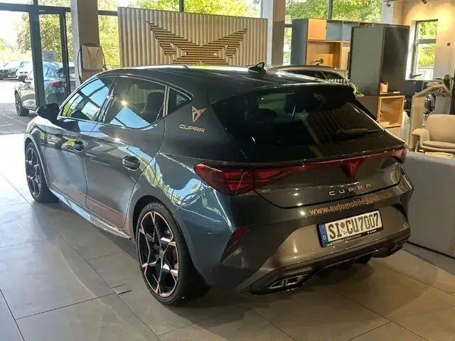 CUPRA Leon