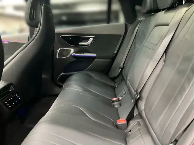 Mercedes-Benz EQE 300