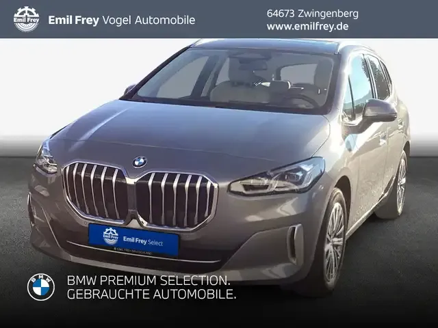 BMW 218