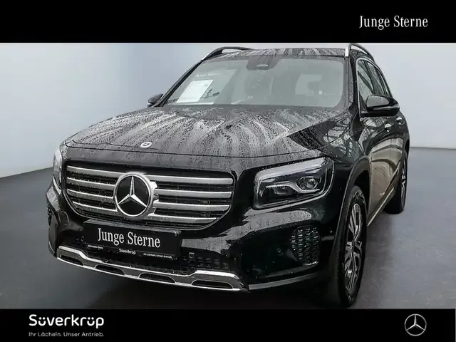Mercedes-Benz GLB 200