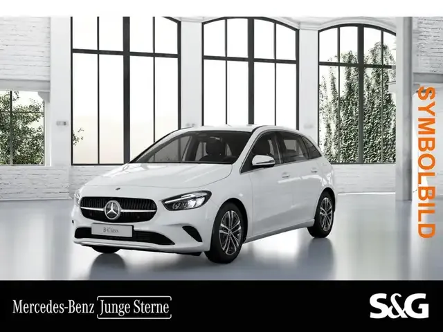 Mercedes-Benz B 180