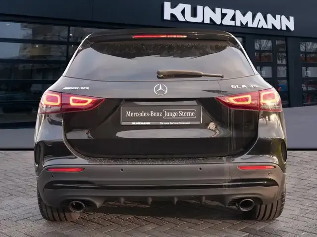Mercedes-Benz A 35 AMG