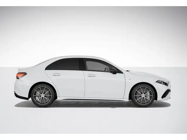 Mercedes-Benz A 35 AMG