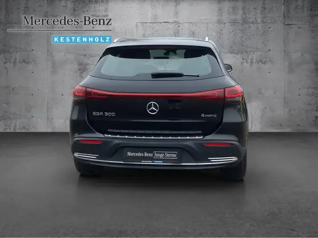 Mercedes-Benz EQA 300