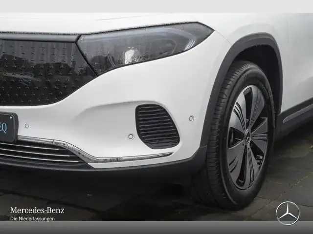 Mercedes-Benz EQA 300