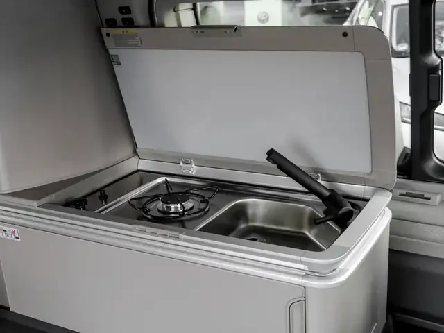 Volkswagen T7 California