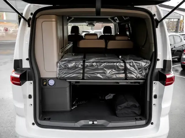 Volkswagen T7 California