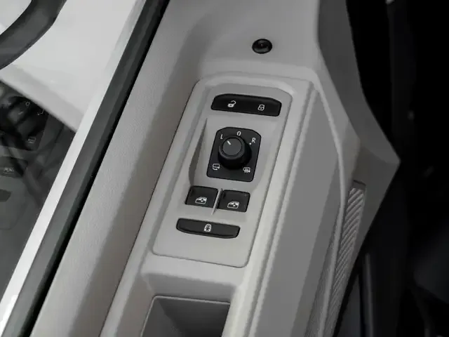 Volkswagen T7 California