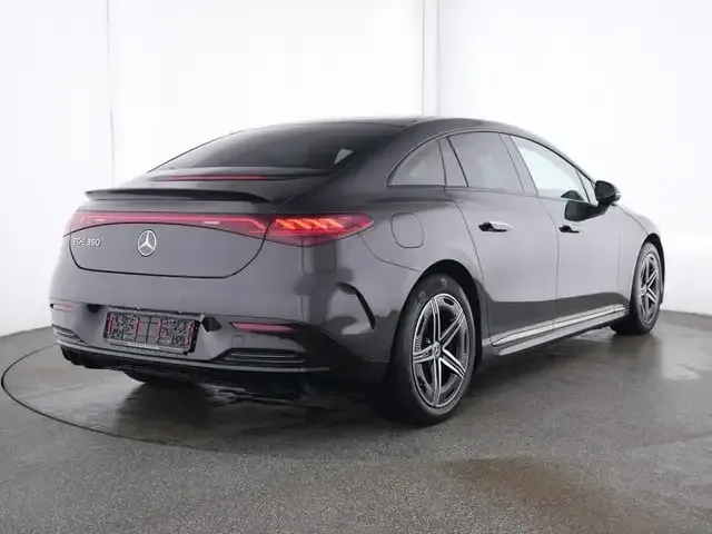 Mercedes-Benz EQE 350
