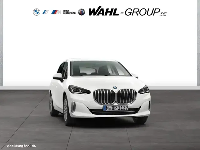 BMW 218